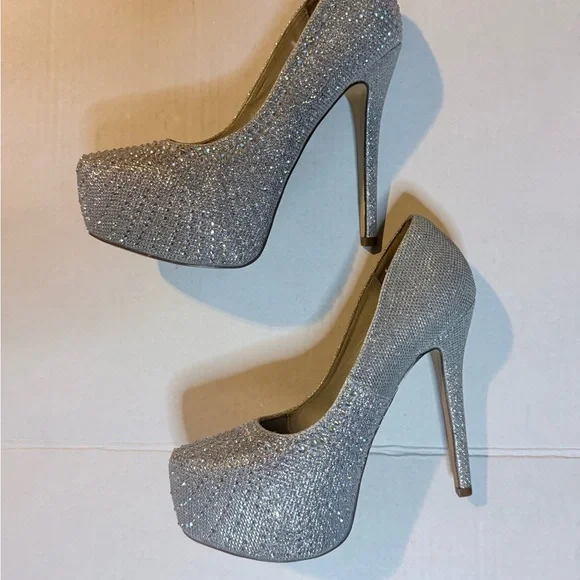 Dream Pairs Silver Crystal Platform Pumps - Women's High Heels - Picture 7 of 9